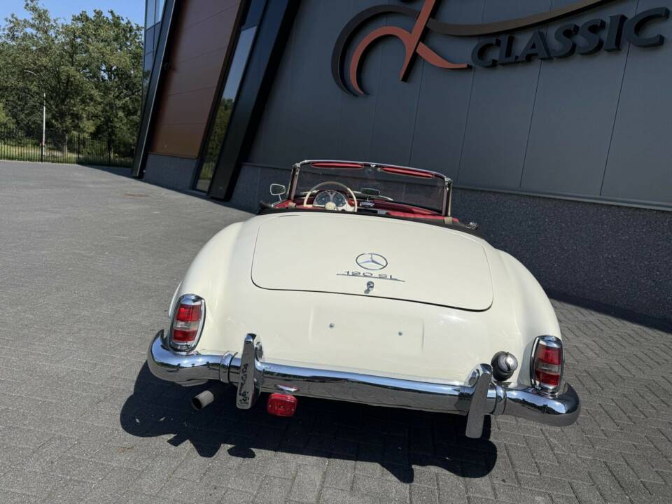 Imagen 11/50 de Mercedes-Benz 190 SL (1959)