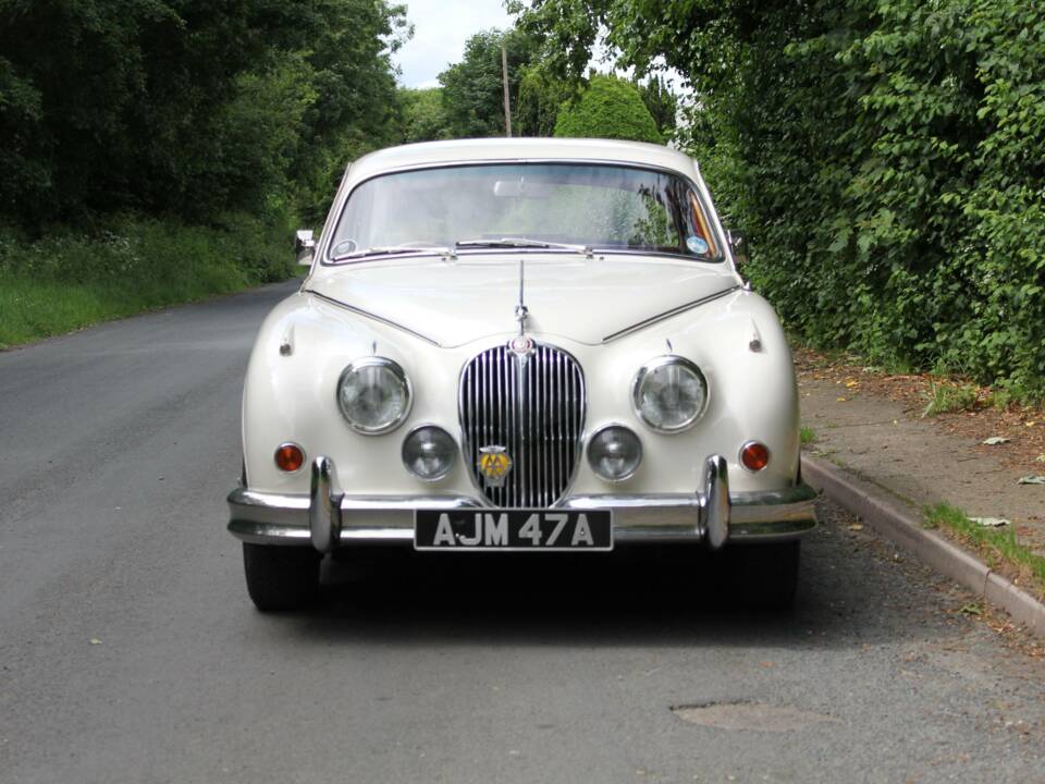 Image 7/24 de Jaguar Mk II 3.8 (1963)