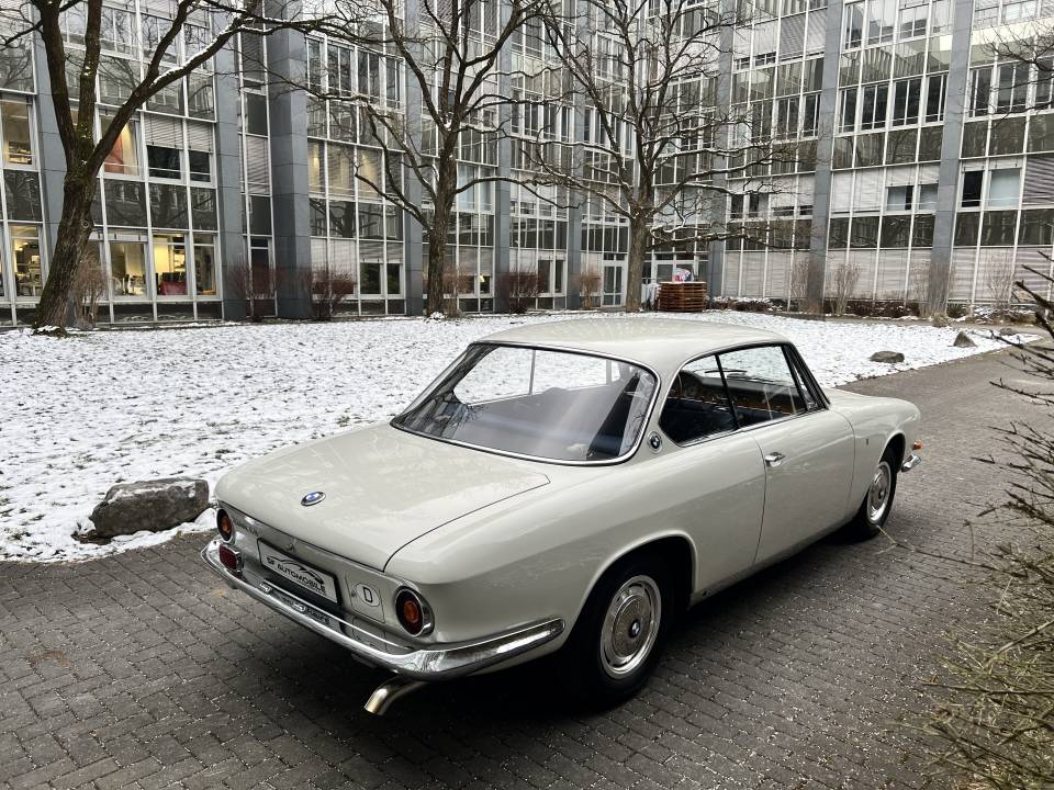 Image 7/29 of BMW 3200 CS (1964)