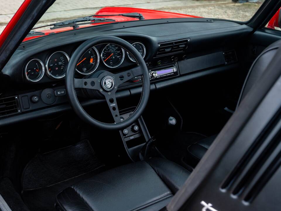 Bild 17/35 von Porsche 911 Carrera 3.2 (1987)