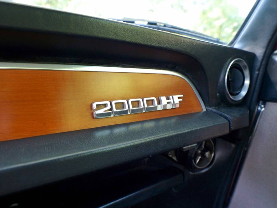 Bild 16/24 von Lancia 2000 Coupe HF (1973)