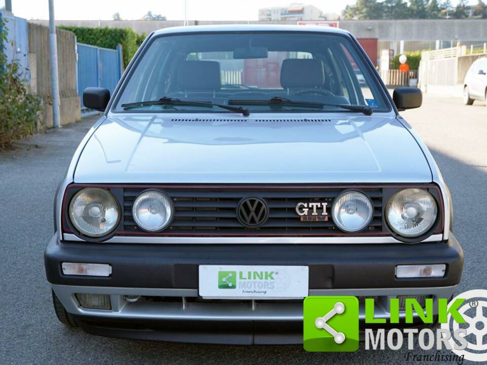 Immagine 2/10 di Volkswagen Golf Mk II GTi 16V 1.8 (1990)