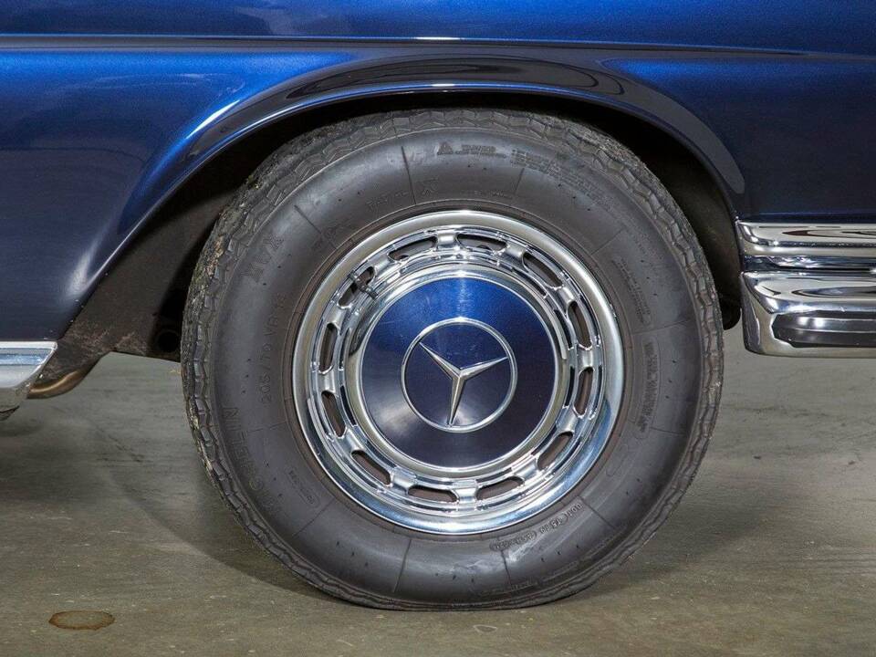 Bild 19/34 von Mercedes-Benz 280 SE 3,5 (1969)
