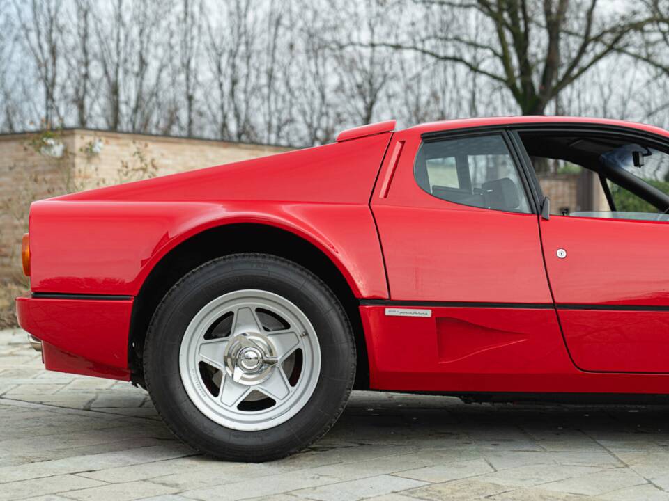 Obraz 33/50 pojazdu Ferrari 512 BBi (1982)