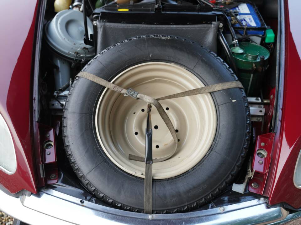 Imagen 44/50 de Citroën DS 21 (1971)