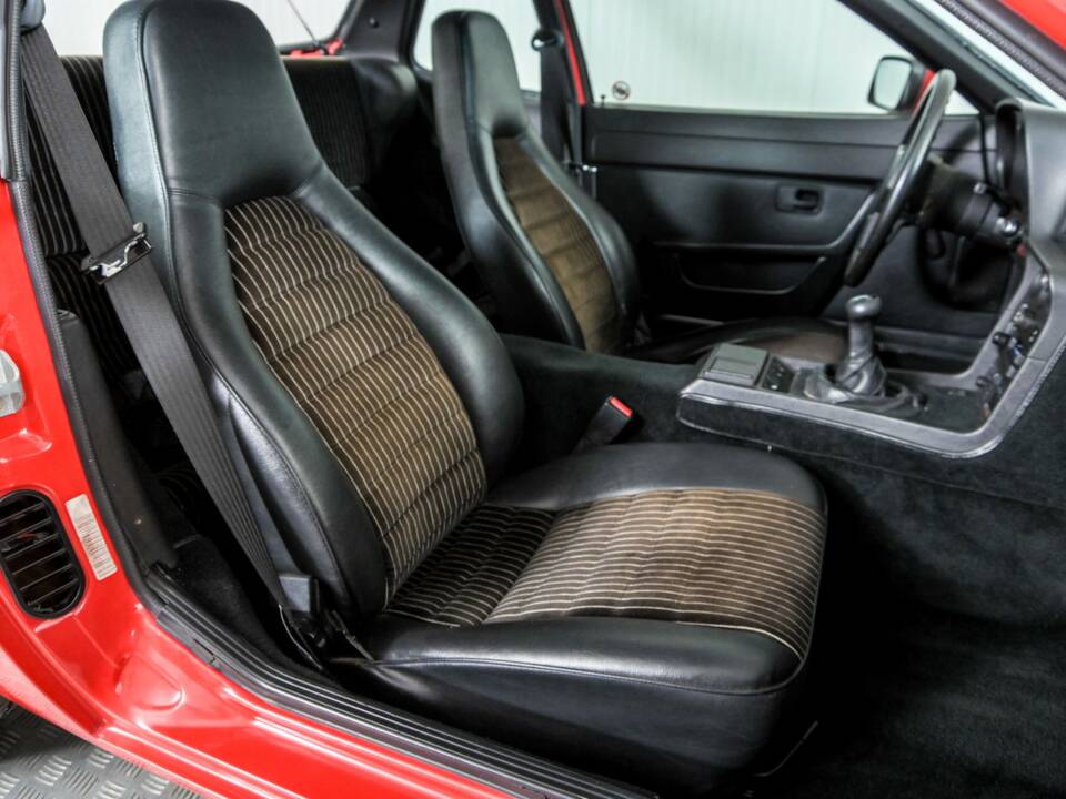 Afbeelding 16/50 van Porsche 924 S (1986)