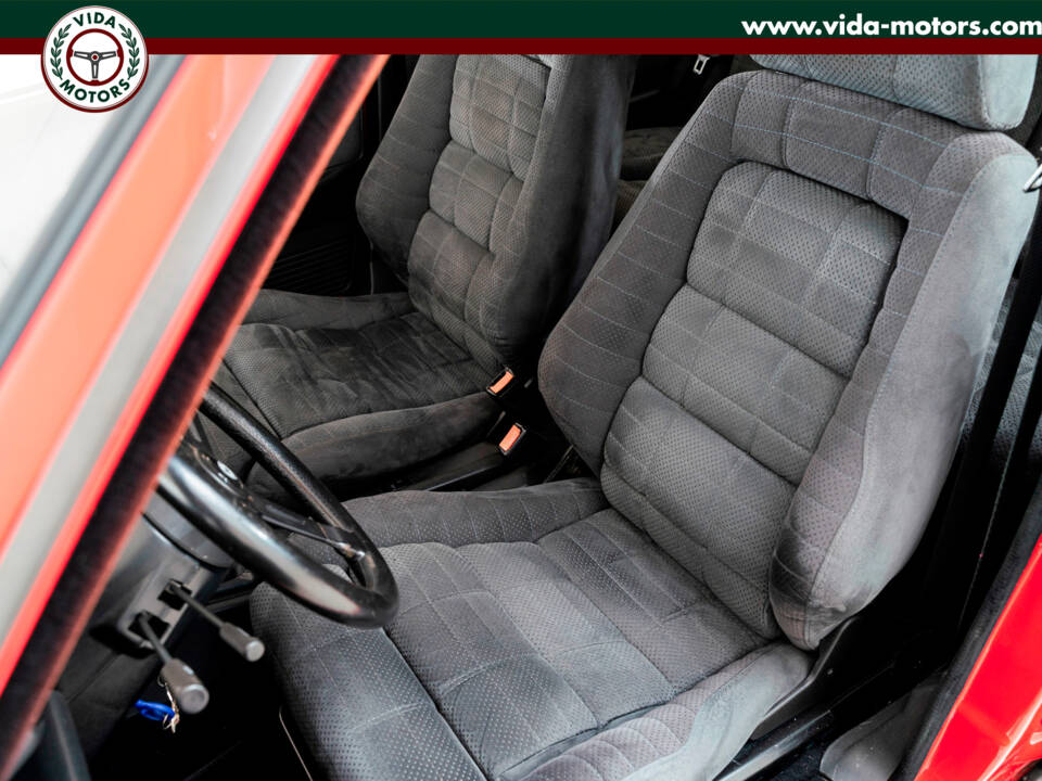Image 11/20 of Lancia Delta HF Integrale 16V (1991)