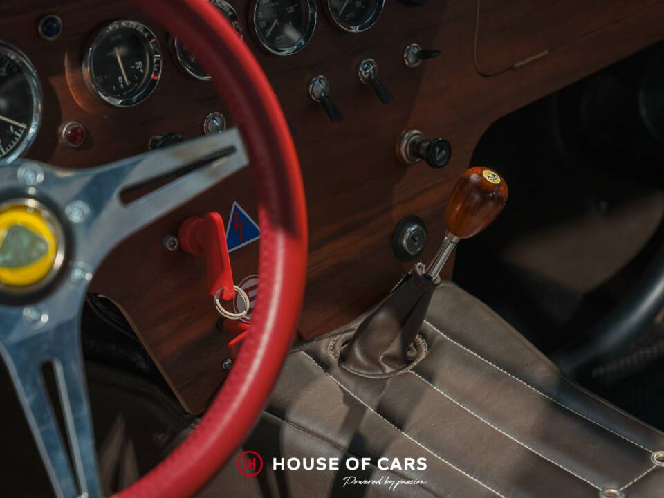 Image 19/24 of Lotus Elan S2 26R (1965)