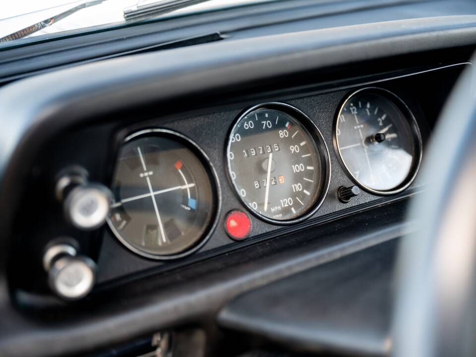 Bild 35/50 von BMW 2002 (1971)