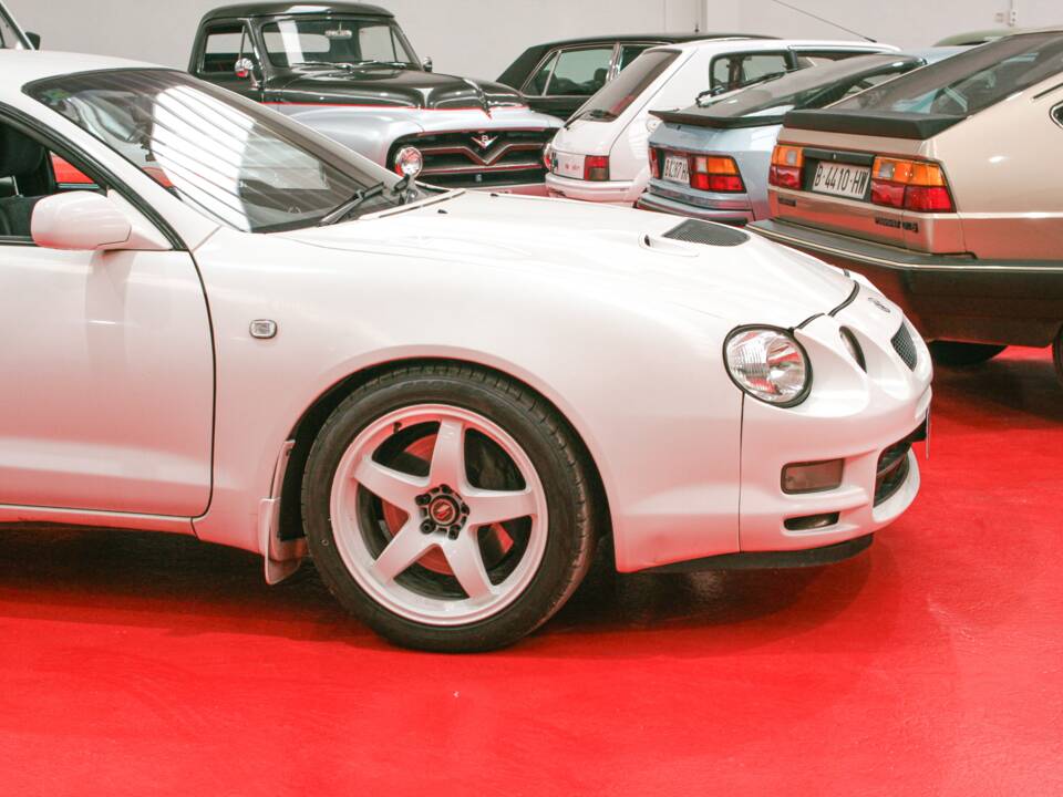 Imagen 2/33 de Toyota Celica GT-Four (1997)