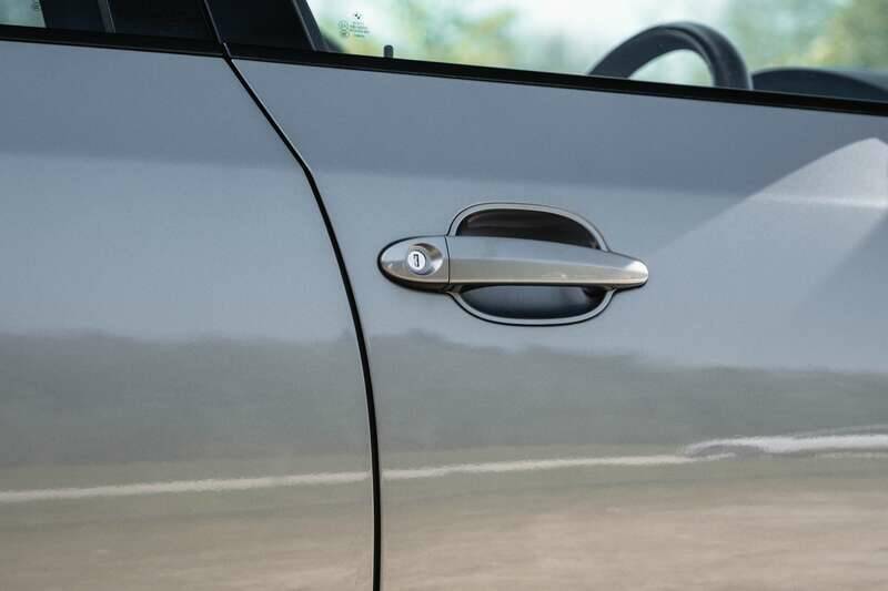 Bild 38/50 von BMW 550i (2006)