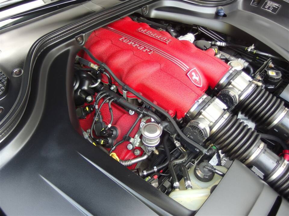 Image 88/100 of Ferrari California (2009)