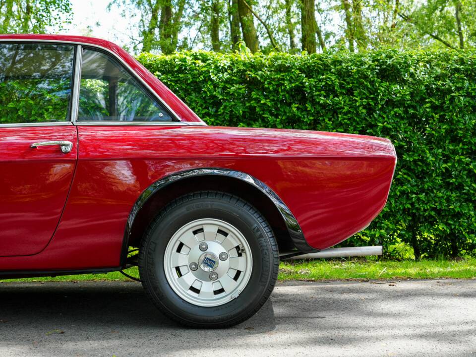 Image 22/36 of Lancia Fulvia Coupe HF 1.6 (1971)