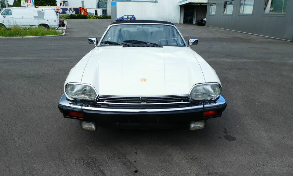 Image 3/8 of Jaguar XJ-S H.E. (1989)