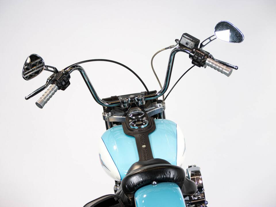 Bild 32/50 von Harley-Davidson Dyna Glide Custom (1994)