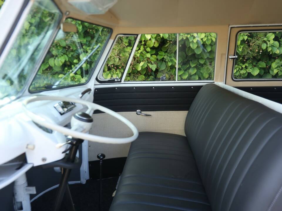 Image 48/50 de Volkswagen T1 Kombi (1958)