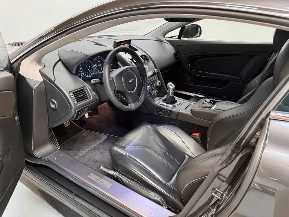 Bild 16/26 von Aston Martin V12 Vantage (2013)