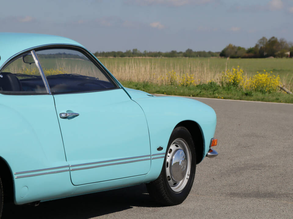 Image 21/50 of Volkswagen Karmann Ghia 1600 (1970)