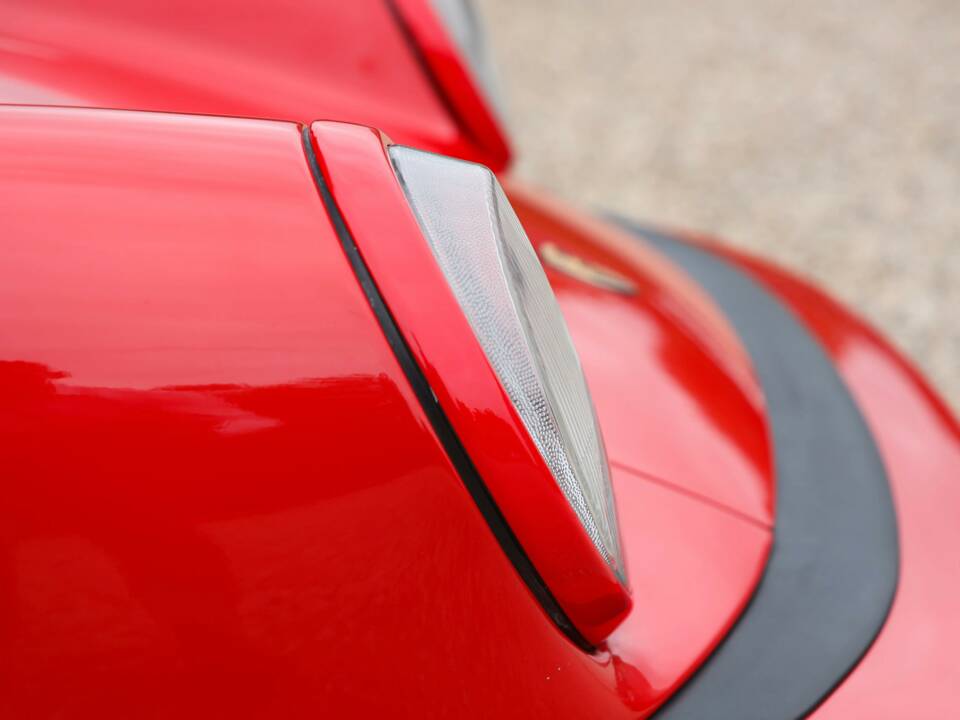 Image 47/50 of Porsche 911 Carrera 3.2 (1988)