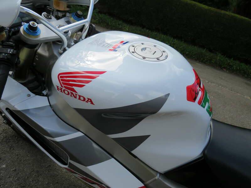 Bild 16/42 von Honda VTR 1000 SP2 (2002)