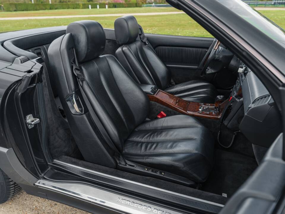Image 15/20 de Mercedes-Benz SL 600 (1995)