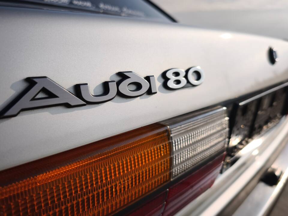 Image 25/94 de Audi 80 CD 5S (1982)