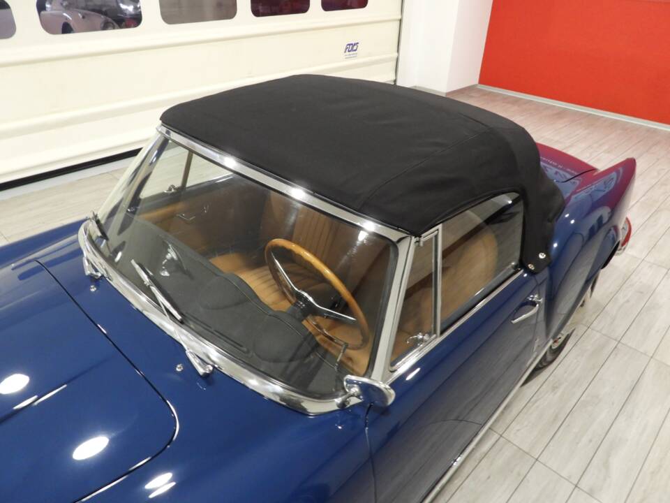 Image 12/15 of Lancia Aurelia B24 Convertible (1958)