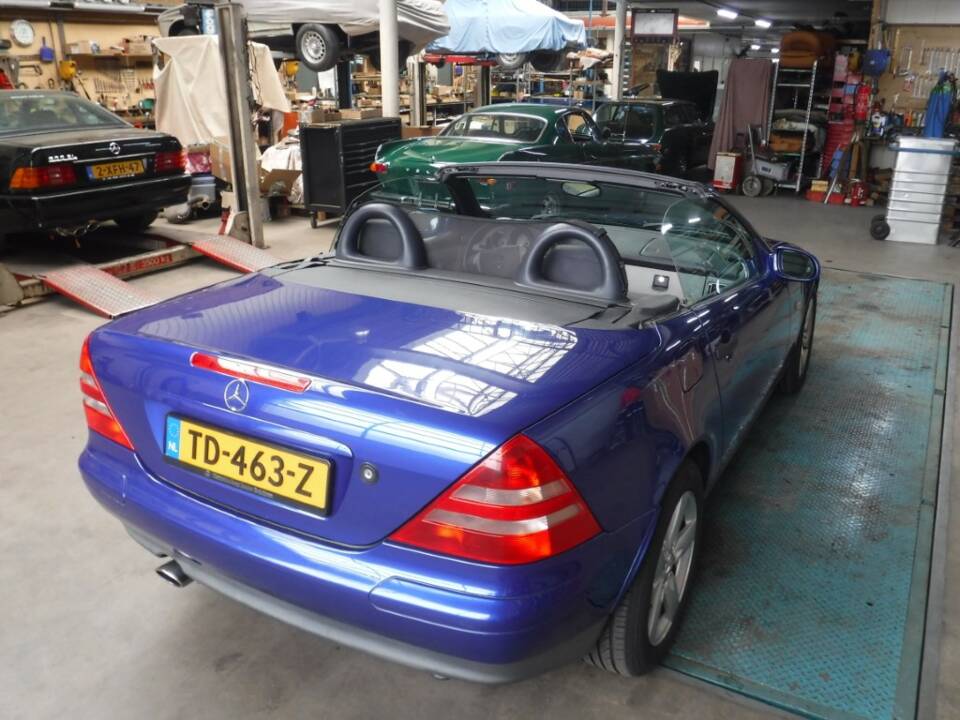 Image 40/40 de Mercedes-Benz SLK 230 Kompressor (1999)