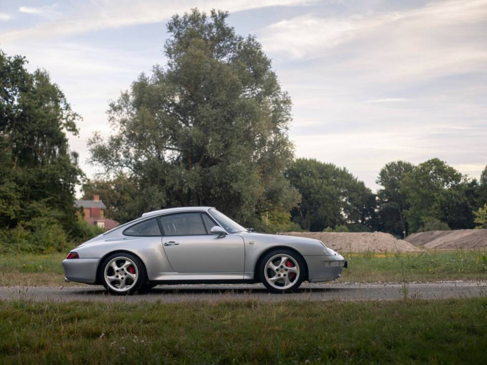Afbeelding 13/19 van Porsche 911 Carrera 4S (1998)