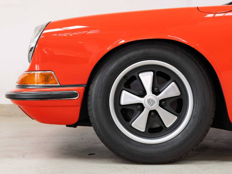 Immagine 18/32 di Porsche 911 2.0 L (1968)
