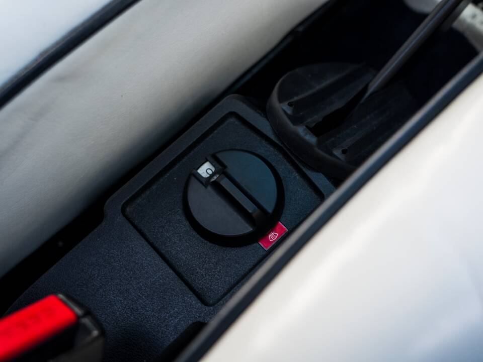 Bild 27/60 von Porsche 911 Carrera 3.2 (1987)