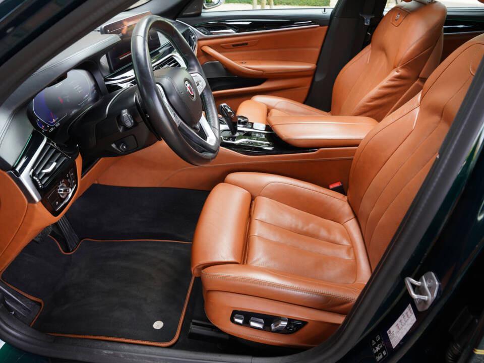 Image 3/50 of ALPINA B5 Touring Biturbo Allrad (2021)