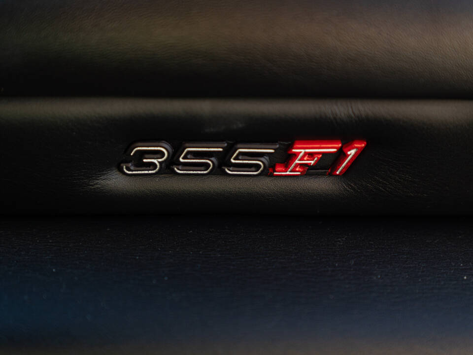 Bild 38/44 von Ferrari F 355 Spider (1998)