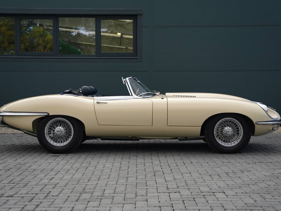 Imagen 3/50 de Jaguar E-Type (1969)