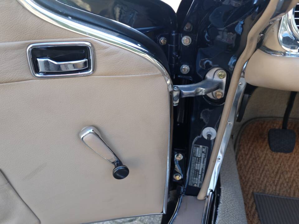 Immagine 54/66 di Mercedes-Benz 280 SL (1969)