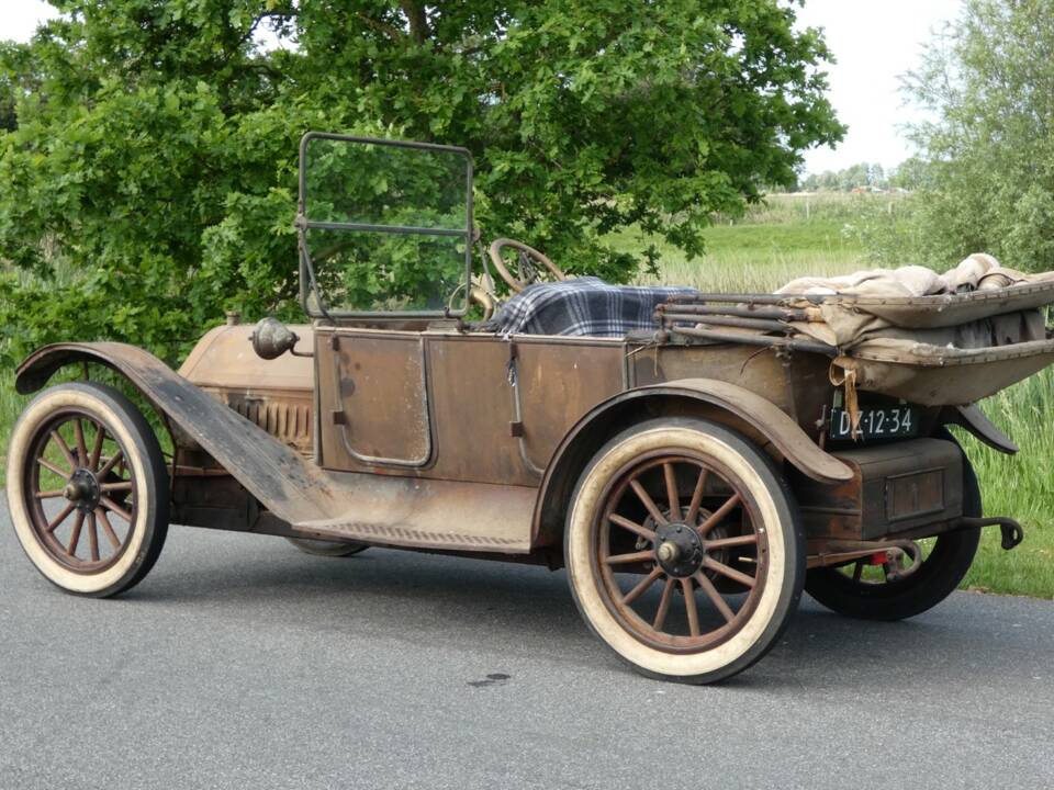 Image 24/66 of Regal Model T Underslung (1913)