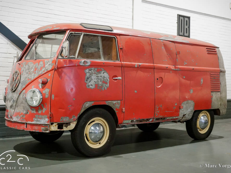 Image 1/55 of Volkswagen T1 panel van (1961)