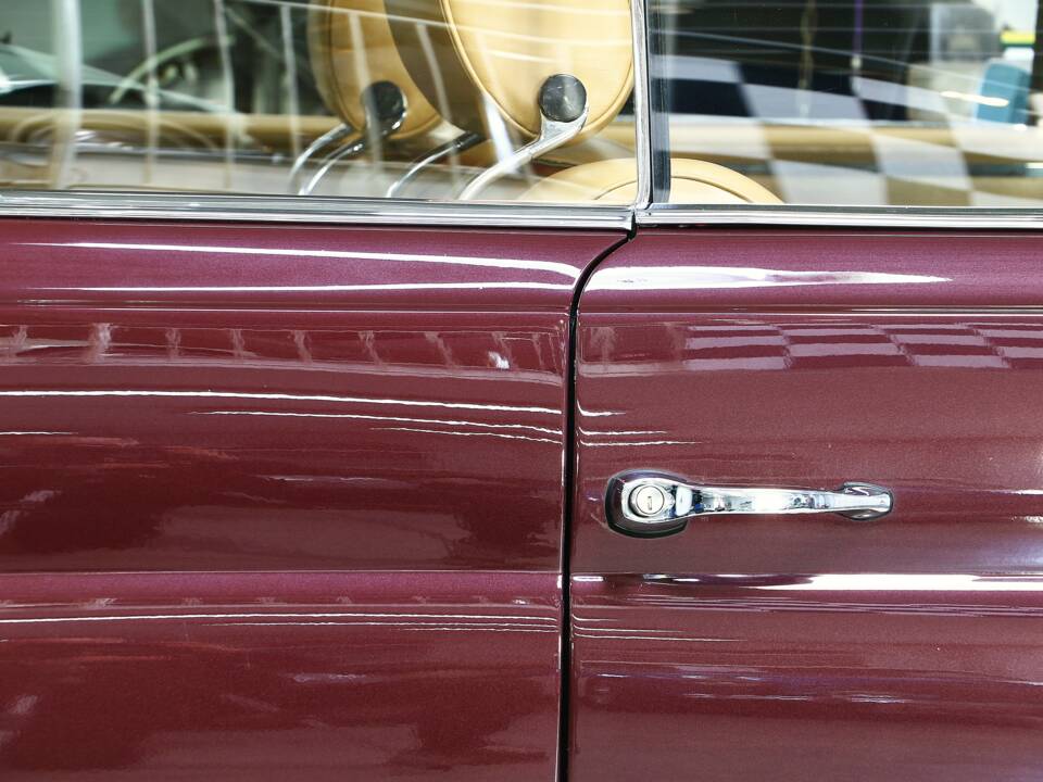 Bild 13/39 von Mercedes-Benz 220 SE b (1964)