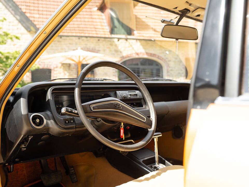 Image 27/57 of Ford Granada Turnier 2,3 (1976)