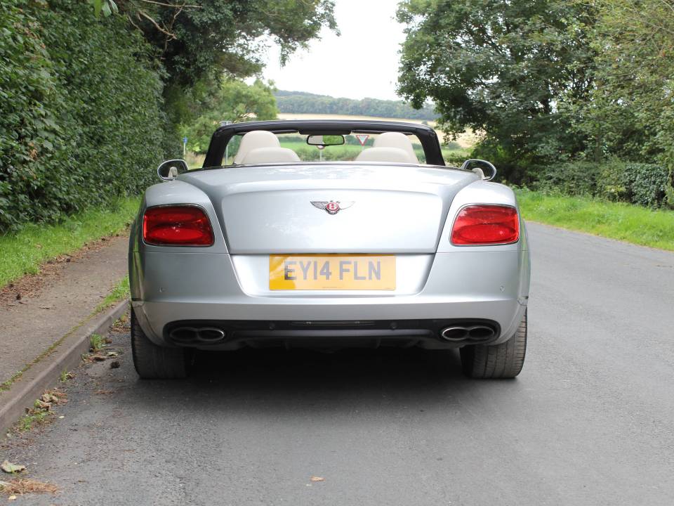 Bild 5/19 von Bentley Continental GTC V8 (2014)