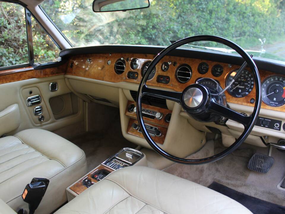 Bild 8/18 von Rolls-Royce Corniche I (1974)
