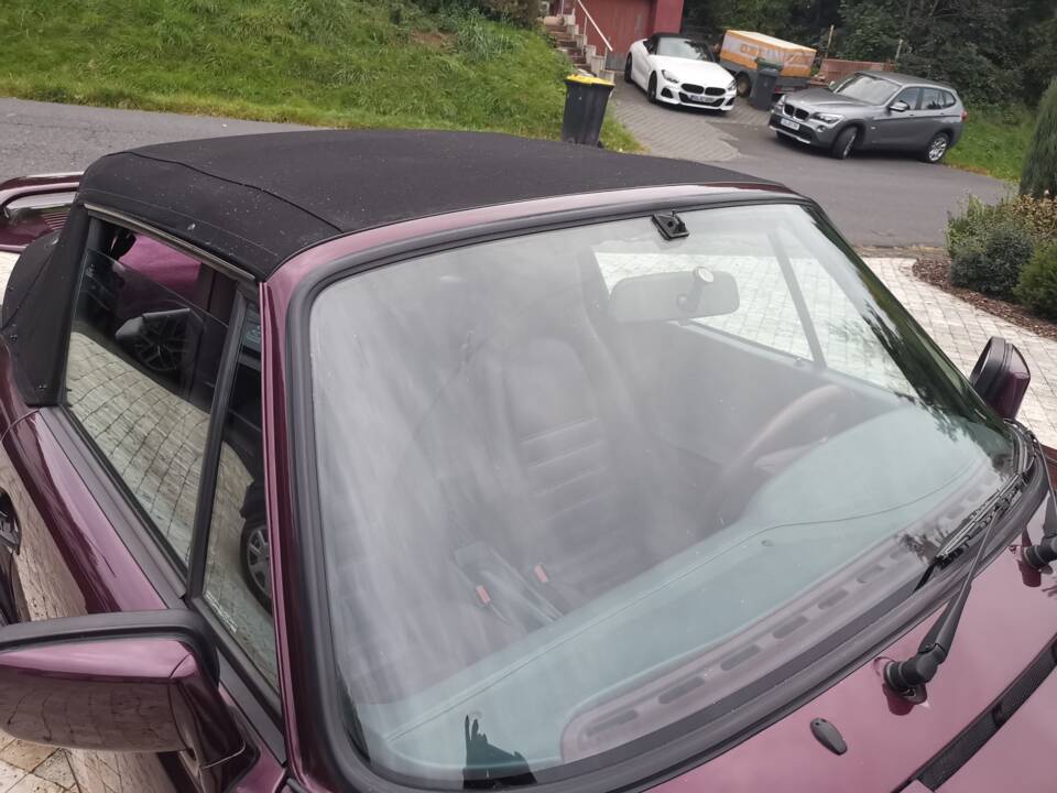 Image 41/51 of Porsche 911 Carrera 2 (WTL) (1990)