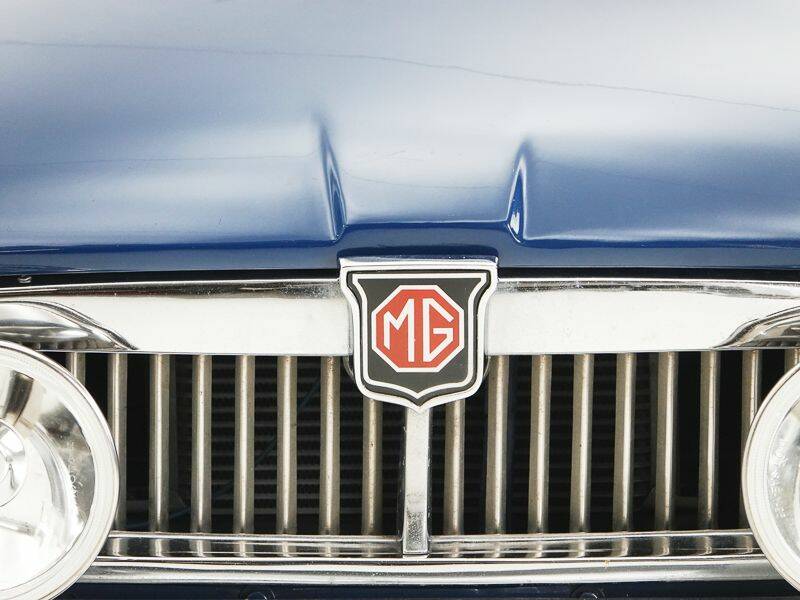 Immagine 14/15 di MG MGB GT (1973)