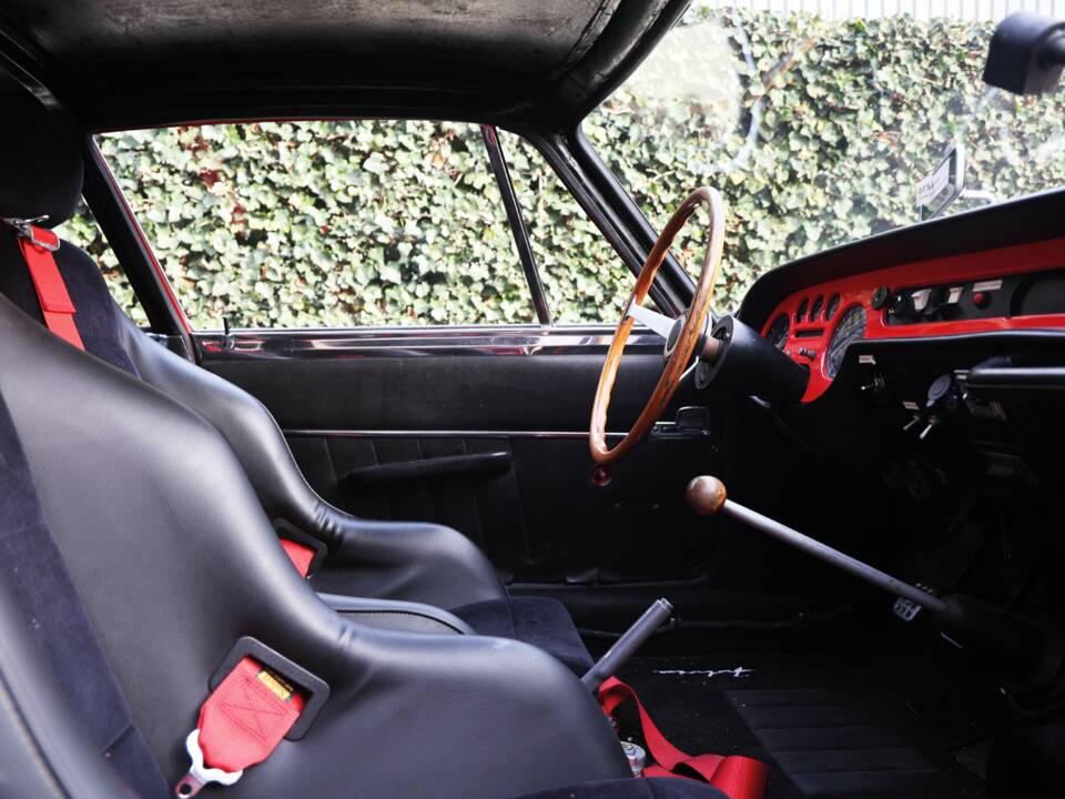 Afbeelding 37/44 van Lancia Fulvia Sport 1.3 (Zagato) (1970)