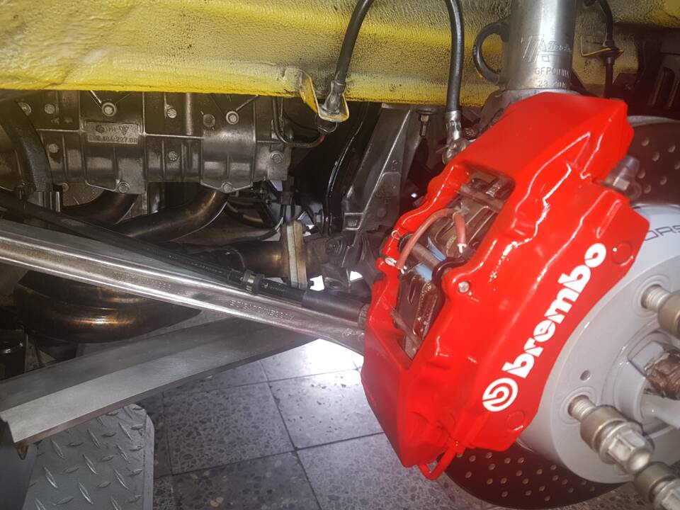 Image 20/30 of Porsche Boxster S (2000)