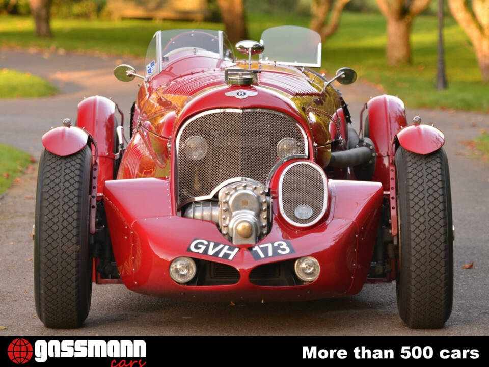 Immagine 2/15 di Bentley 6 1&#x2F;2 Litre Petersen Special (1938)