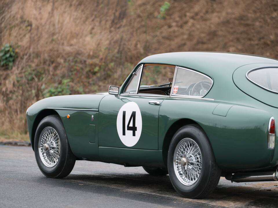 Image 7/31 of Aston Martin DB 2/4 Mk III (1958)