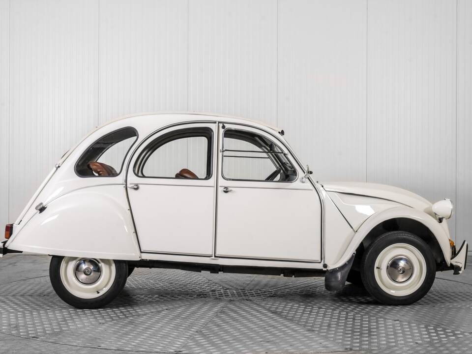 Bild 42/60 von Citroën 2 CV 6 Club (1989)