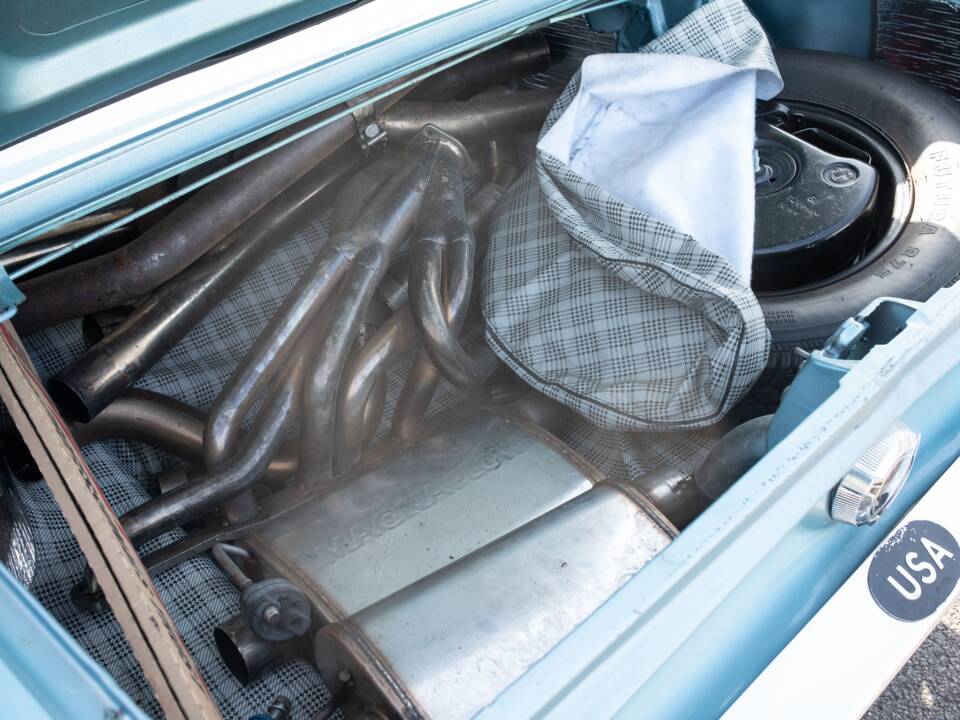 Image 36/50 of Ford Mustang 200 (1967)