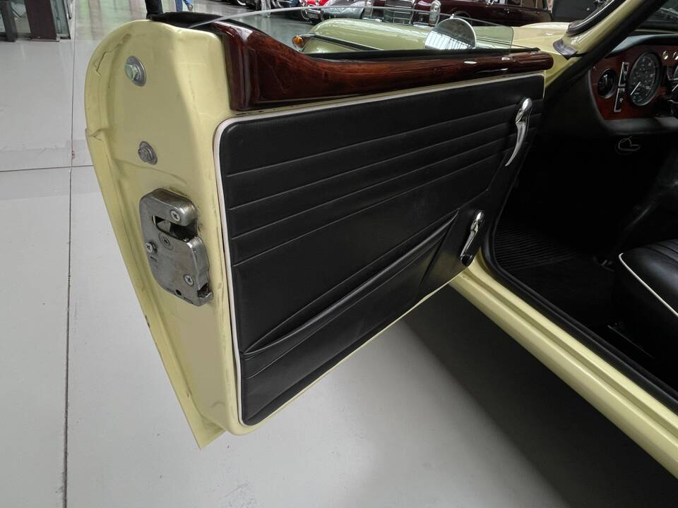 Afbeelding 15/39 van Triumph TR 250 (1967)
